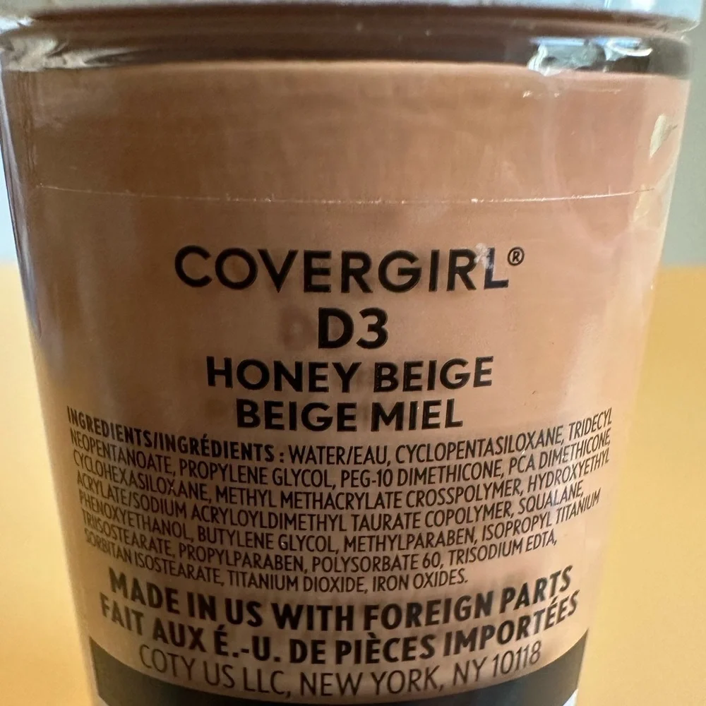 COVERGIRL easy natural